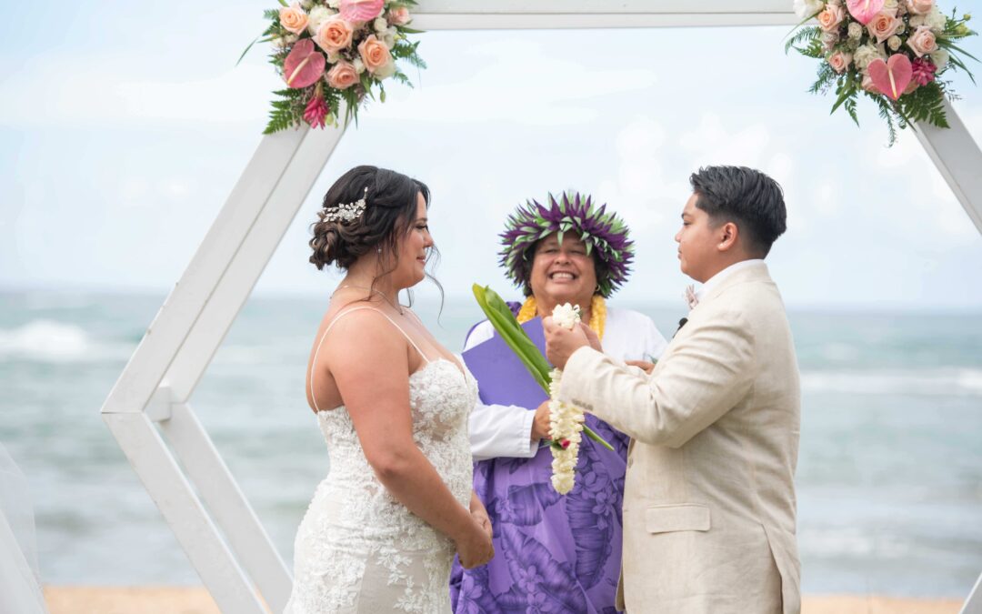 Oahu Officiants & Marriage License Guide